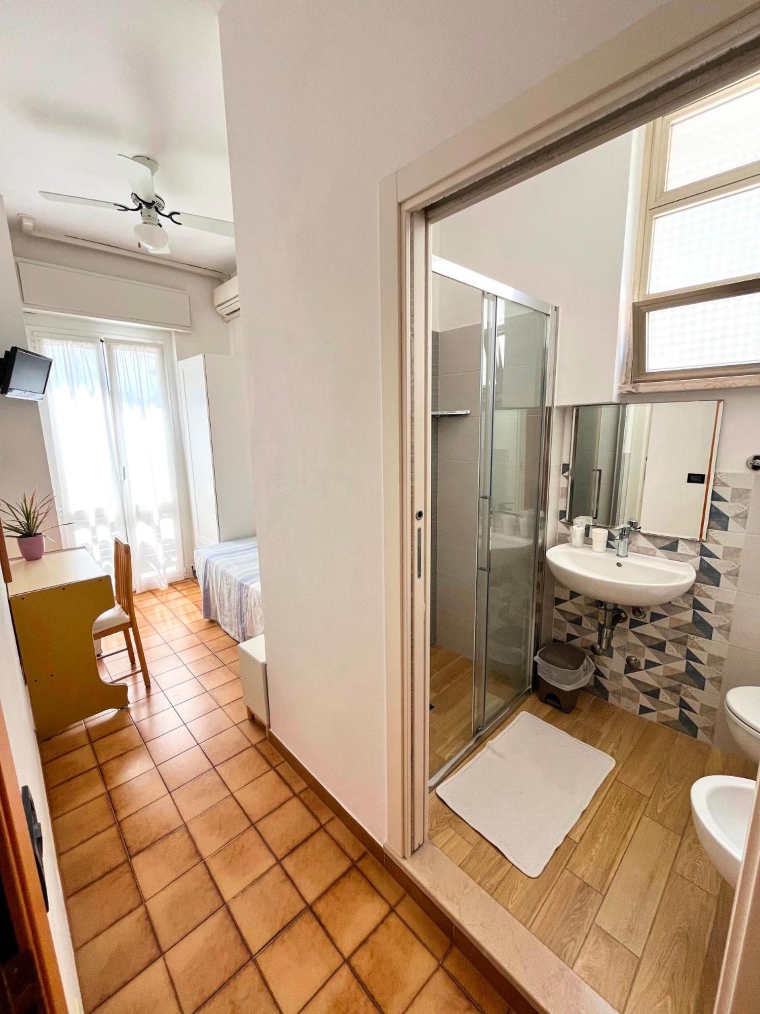 Albergo Villa Denny Rimini Zimmer foto